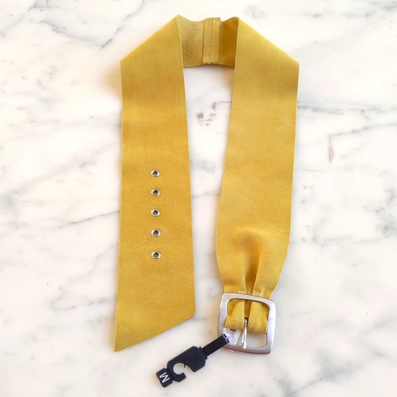 NWT. The Limited Suede Leather Belt with Chrome Belt Buckle. - Picture 2 of 4